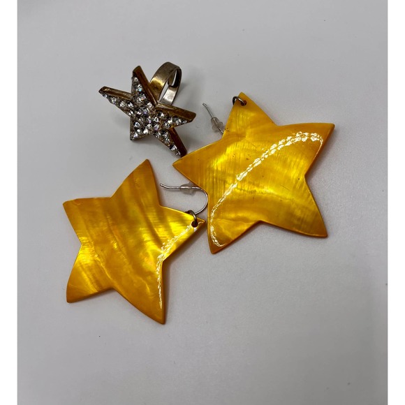 Star Shaped 80s Style Yellow Earrings & Ring Bling Costume Jewelry Lot - Picture 6 of 6